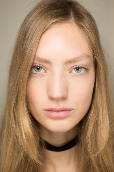 Look 15